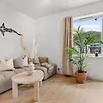 Pergola - 5min To Facilities- Family Friendly * Bergen