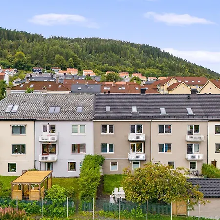 Pergola - 5min To Facilities- Family Friendly Apartmán Bergen